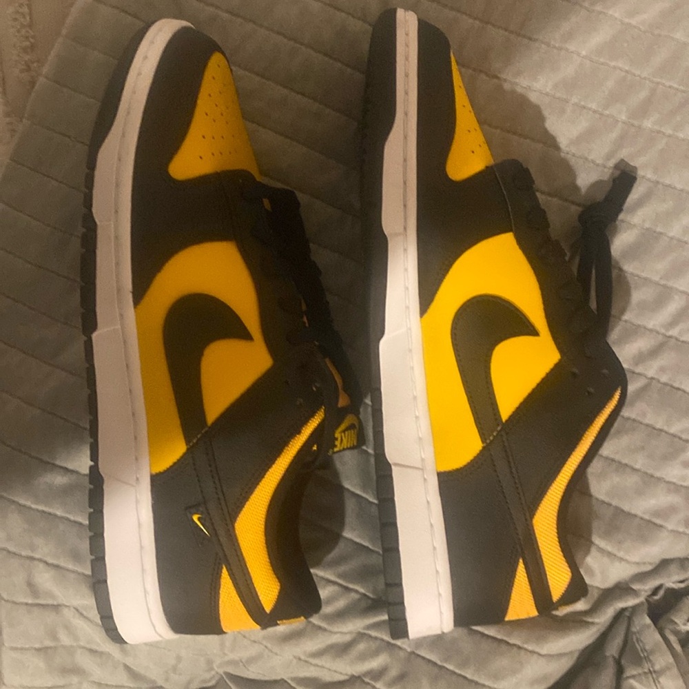 Men’s Nike Dunk Low. Black and Yellow. No box. Never worn. Size 12. No box.
